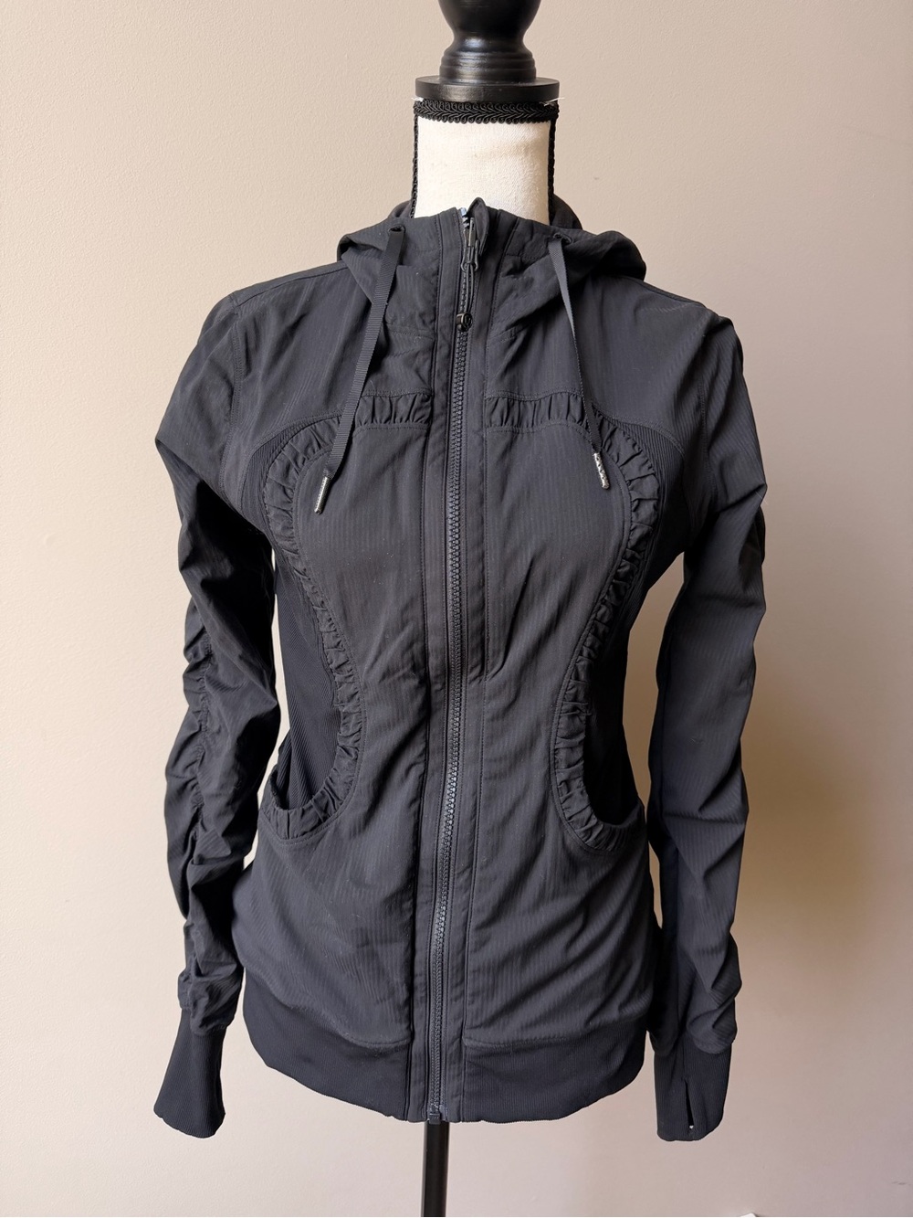Lululemon Run Featherweight Hybrid Hooded Jacket Black Size 6